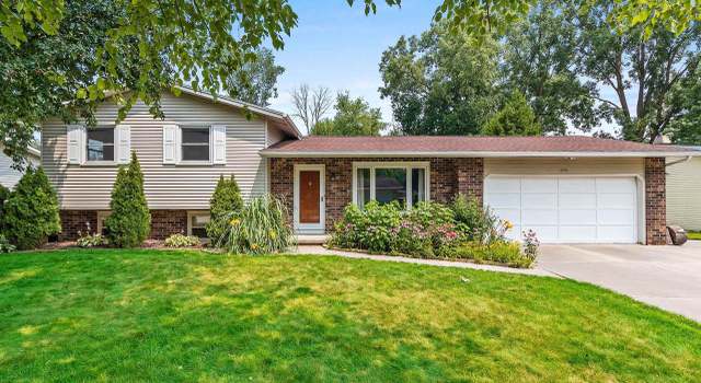 Photo of 1570 Birchwood Dr, Green Bay, WI 54304