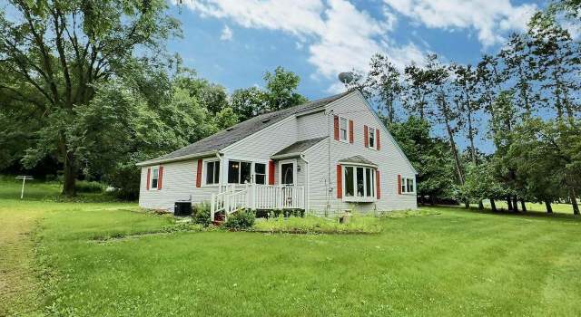 Photo of 3182 Quarry Dr, Eureka, WI 54963