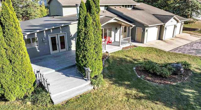 Photo of 2796 Nicolet Dr, Green Bay, WI 54311