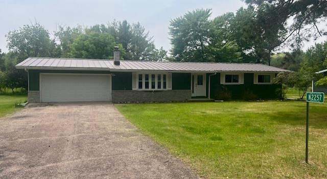 Photo of N2257 Cleghorn Rd, Waupaca, WI 54981