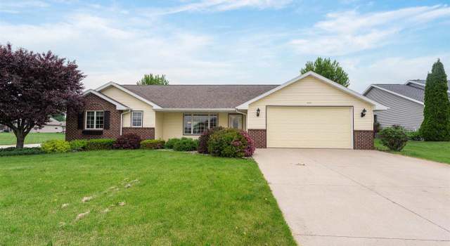 Photo of 505 Field Crest Ln, Black Creek, WI 54106