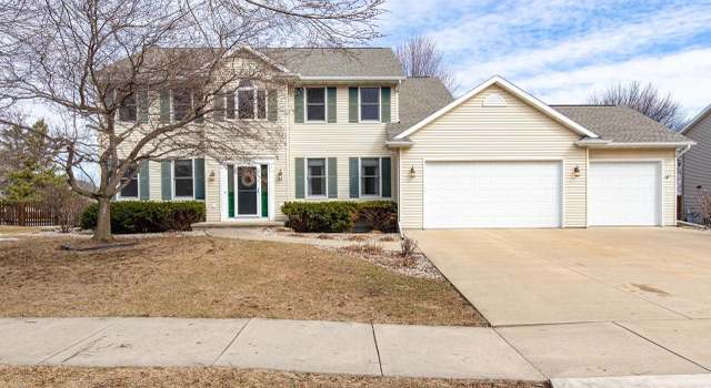 Photo of 400 E Apple Creek Rd, Appleton, WI 54913