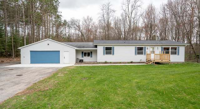 Photo of N2201 Schacht Rd, Marinette, WI 54143