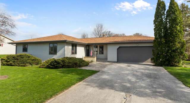 Photo of W1715 Wagner St, Mount Calvary, WI 53057