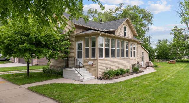 Photo of 532 W 11th Ave, Oshkosh, WI 54901