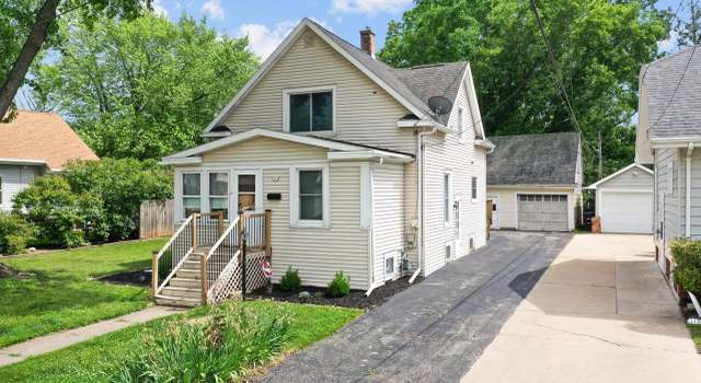 Property at 911 W Bent Ave, Oshkosh, WI 54901, 3 beds, 1 bath