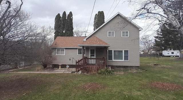 Photo of 8762 Ann St, Omro, WI 54963