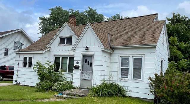 Photo of 1226 Marinette Ave, Marinette, WI 54143