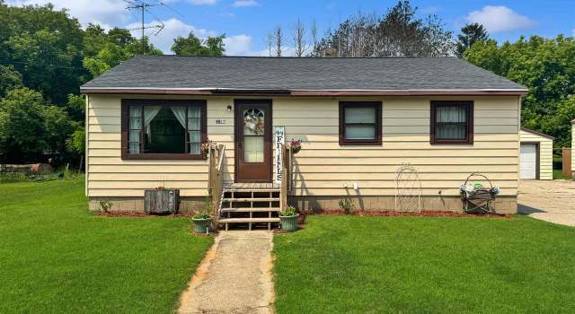 Photo of 4017 18th St, Menominee, MI 49858