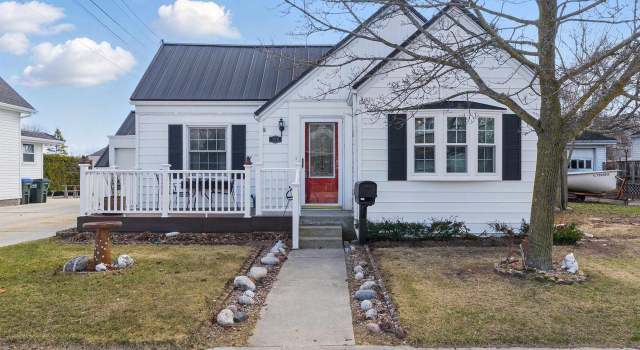 Photo of 286 Mill St, Algoma, WI 54201