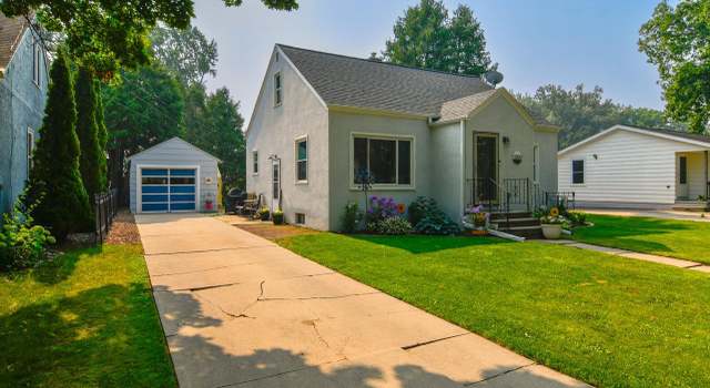 Photo of 1207 14th Ave, Green Bay, WI 54304