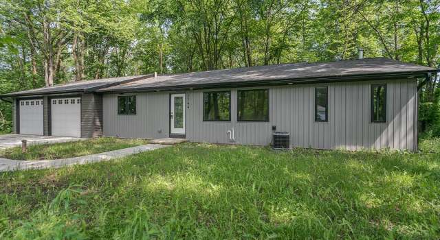 Photo of 2144 E Shady Ln, Neenah, WI 54956