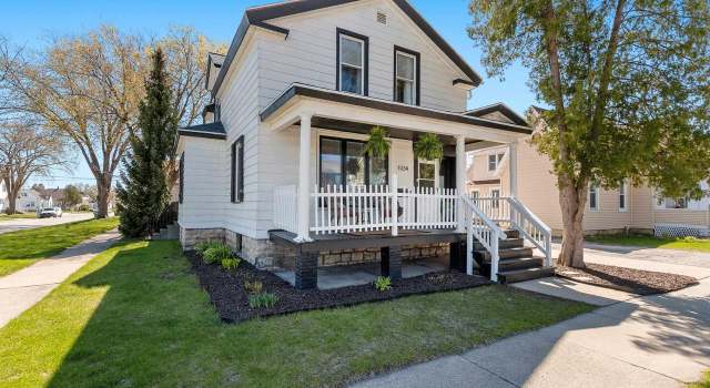 Photo of 1034 Cherry St, Green Bay, WI 54301