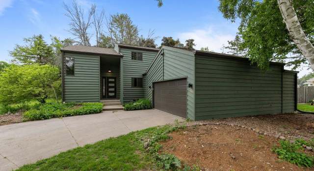 Photo of 929 E Northwood Dr, Appleton, WI 54911