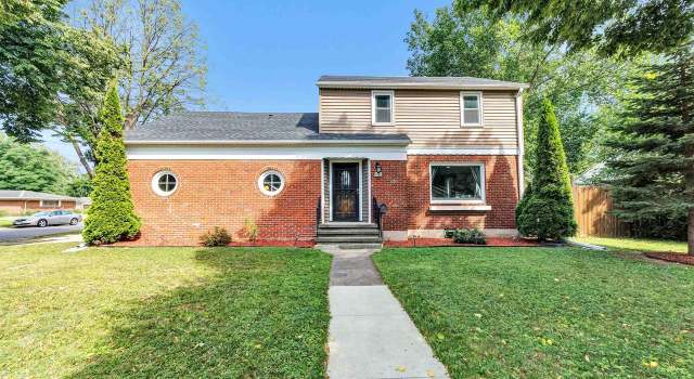 Photo of 1103 S Baird St, Green Bay, WI 54301