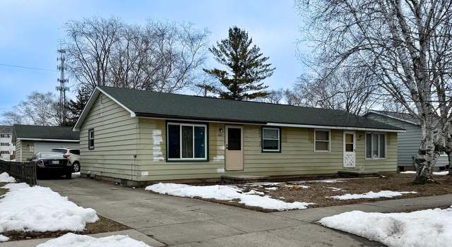 Photo of 851 Ricky Dr, Green Bay, WI 54302