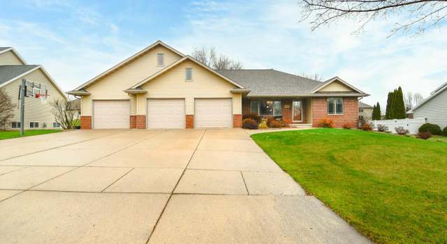 Photo of 1082 Blackberry Winter Ln, De Pere, WI 54115