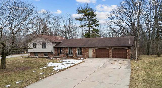Photo of 2836 Continental Dr, Green Bay, WI 54311