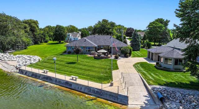 Photo of 3363 Beach Ln, Green Bay, WI 54311