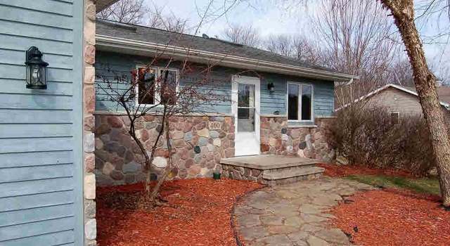 Photo of 400 King Olavs Ln Ln, Iola, WI 54945