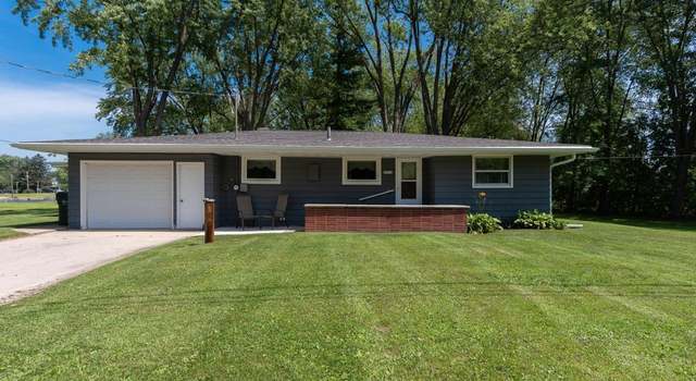 Photo of N5618 Mill St, Shiocton, WI 54170