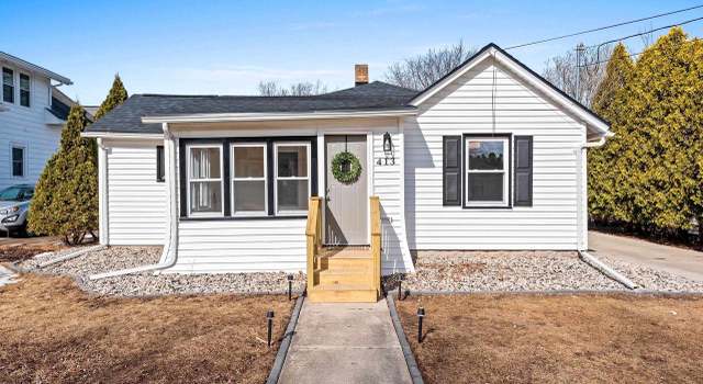 Photo of 413 Pine St, Neenah, WI 54956