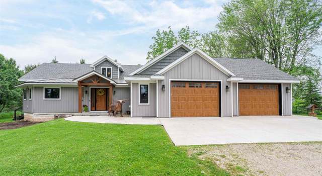 Photo of 8079 County Road Mm, Larsen, WI 54947
