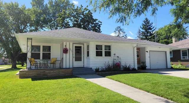 Photo of 825 Bechaud Ave, North Fond Du Lac, WI 54937