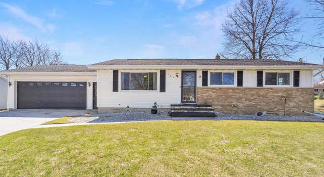 Photo of 203 Bonk St, Chilton, WI 53014