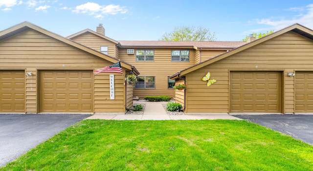 Photo of 1115 Daniel Ct #40, Neenah, WI 54956