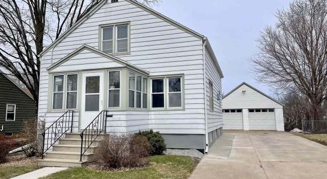 Photo of 914 Bismarck Ave, Oshkosh, WI 54902