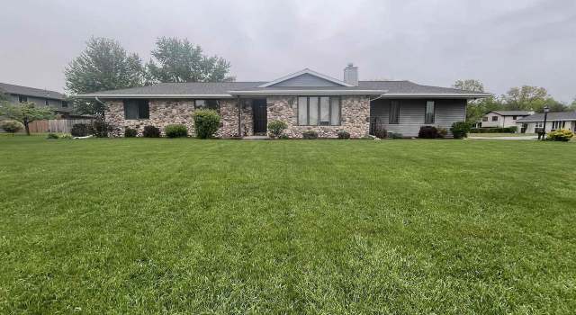 Photo of 1519 Lynwood Ln, Green Bay, WI 54311