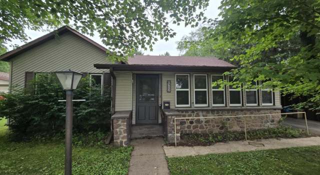 Photo of 302 W Mill St, Plainfield, WI 54966