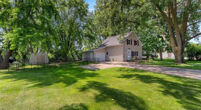 Photo of 3320 Iris Ct, Green Bay, WI 54311