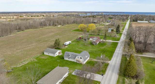 Photo of 2965 S Stevenson Pier Rd, Sturgeon Bay, WI 54204