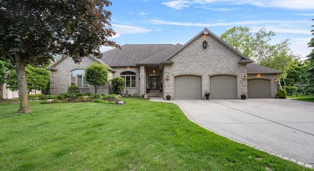 Photo of 1088 Huntington Way, Suamico, WI 54173