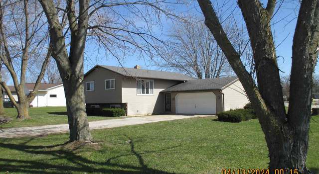 Photo of 2776 Continental Dr, Green Bay, WI 54311