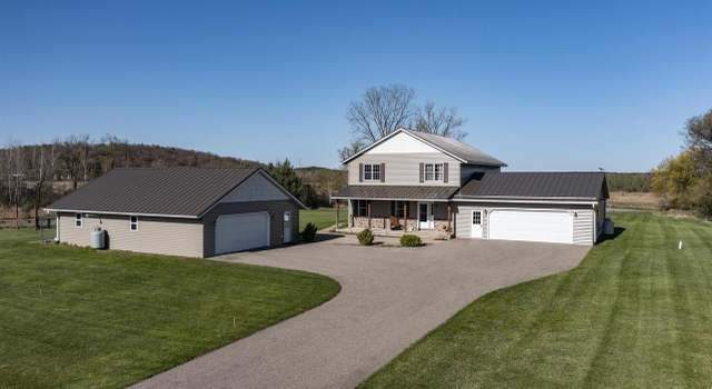 Photo of N1195 Pope Rd, Waupaca, WI 54981