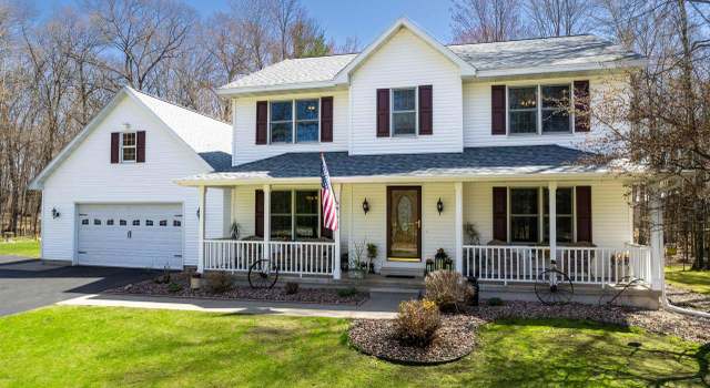 Photo of N1900 Woodridge Dr, Marinette, WI 54143