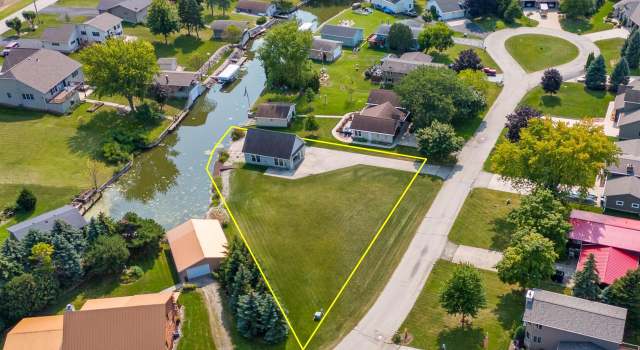 Photo of N8871 Mallard Ln, Fond Du Lac, WI 54937