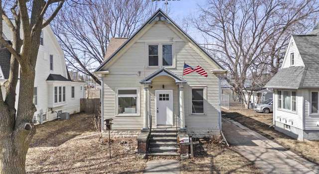 Photo of 215 Oxford Ave, Green Bay, WI 54303