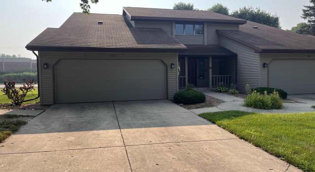 Photo of 2355 Cedar Ridge Ct, Green Bay, WI 54313