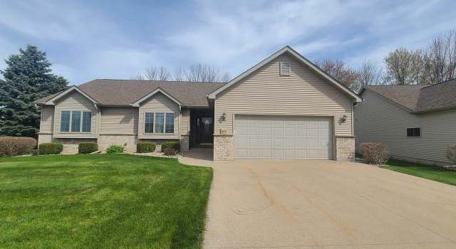 Photo of 69 Penbrook Cir, Appleton, WI 54913