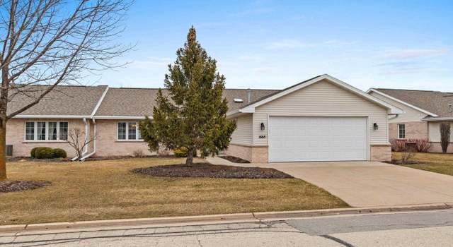 Photo of 1668 Twin Lakes Cir, Green Bay, WI 54311