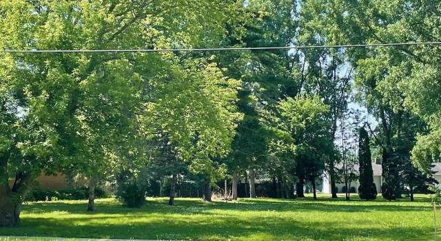Photo of 2224 Allouez Ave, Green Bay, WI 54311