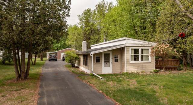 Photo of N10623 Lakeshore Rd, Clintonville, WI 54929