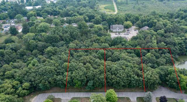 Photo of 419 S Harrison St, Waupaca, WI 54981