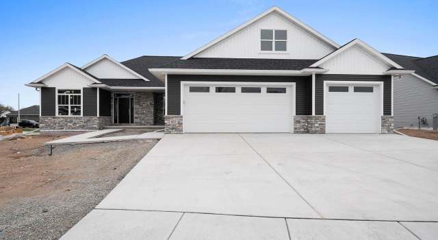Photo of 455 Rivers Edge Dr, Kimberly, WI 54136