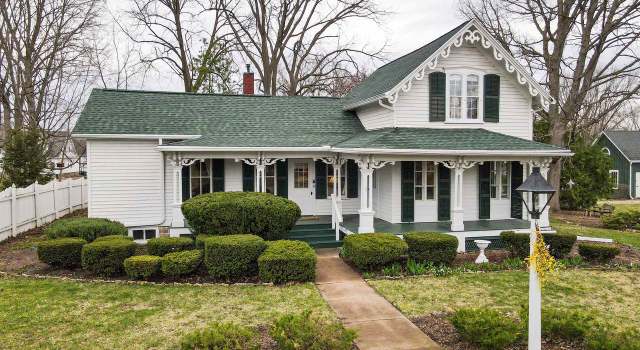 Photo of 319 E Beacon Ave, New London, WI 54961