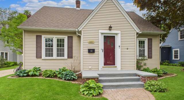Photo of 1607 N Erb St, Appleton, WI 54911